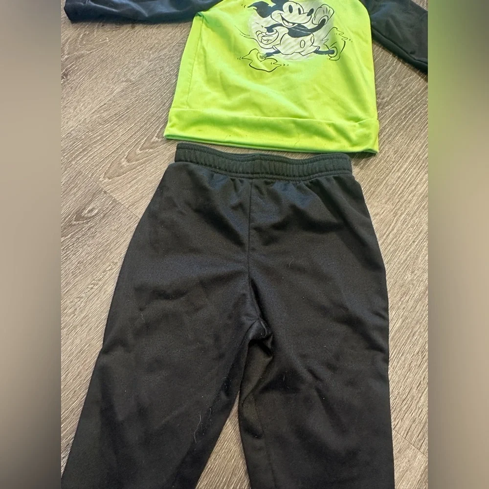 Mickey Mouse 2 piece hoodie outfit